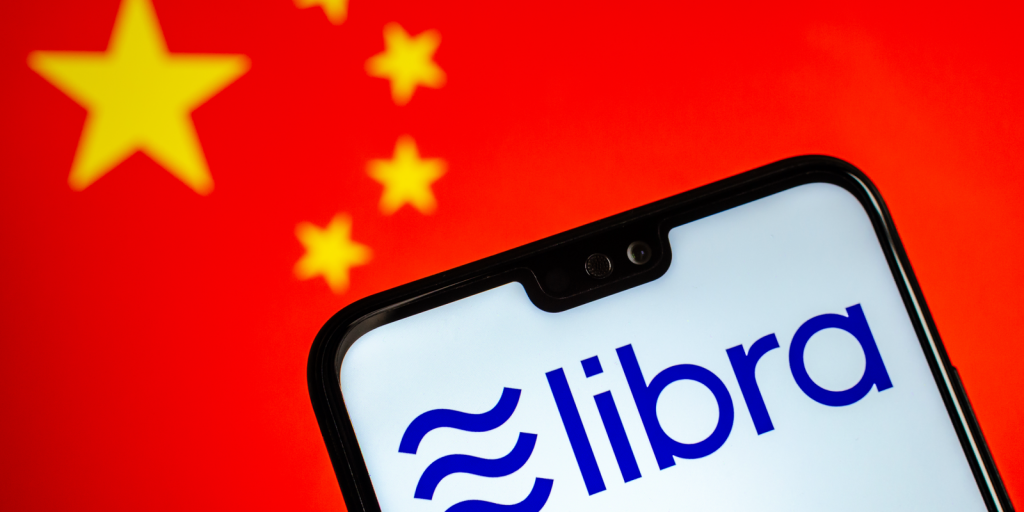 Facebook, China Light Flame Under Fed: Governor Citerer Stablecoins, der påvirker Digital Dollar Research
