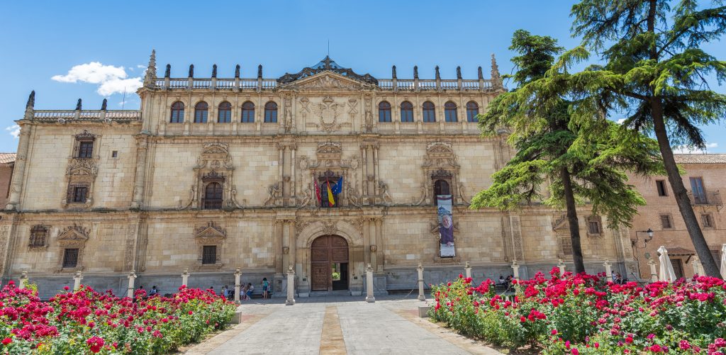 Fem universiteter tilbyder kryptokurser i Spanien, Argentina og Venezuela