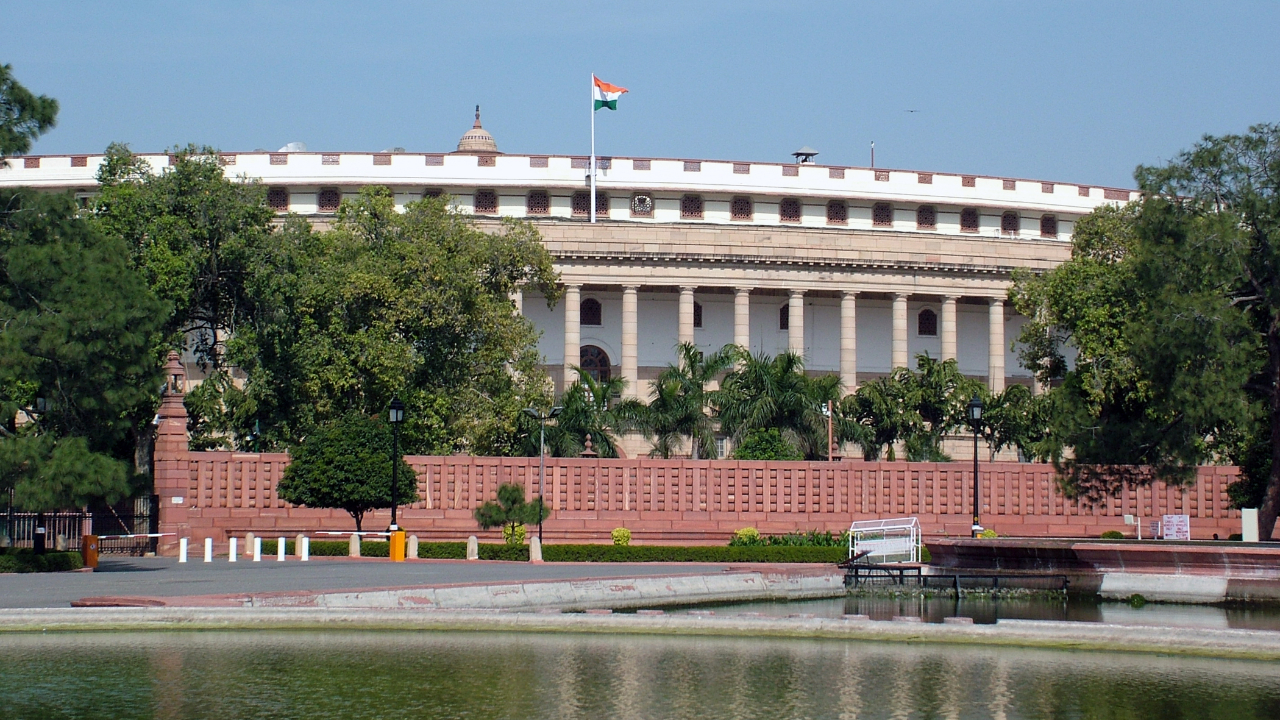Den indiske regjeringen avklarer posisjonen til kryptovaluta og digital rupi